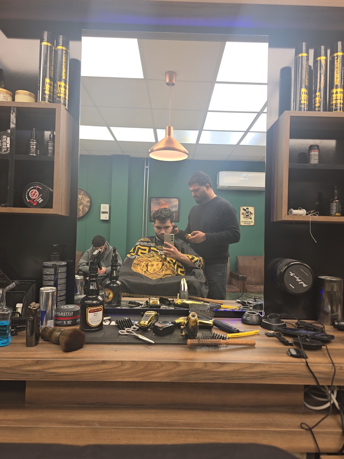 The fade house Barber shop💈